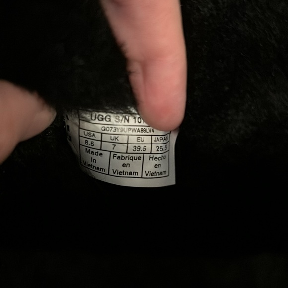 Ugg Classic Cuff tall black boots - Picture 6 of 6